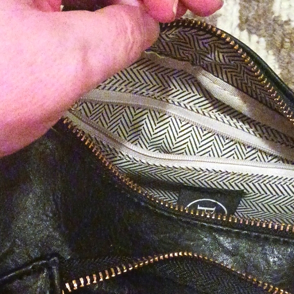 Pretty Simple, Austin Black Slingback. - Picture 6 of 8